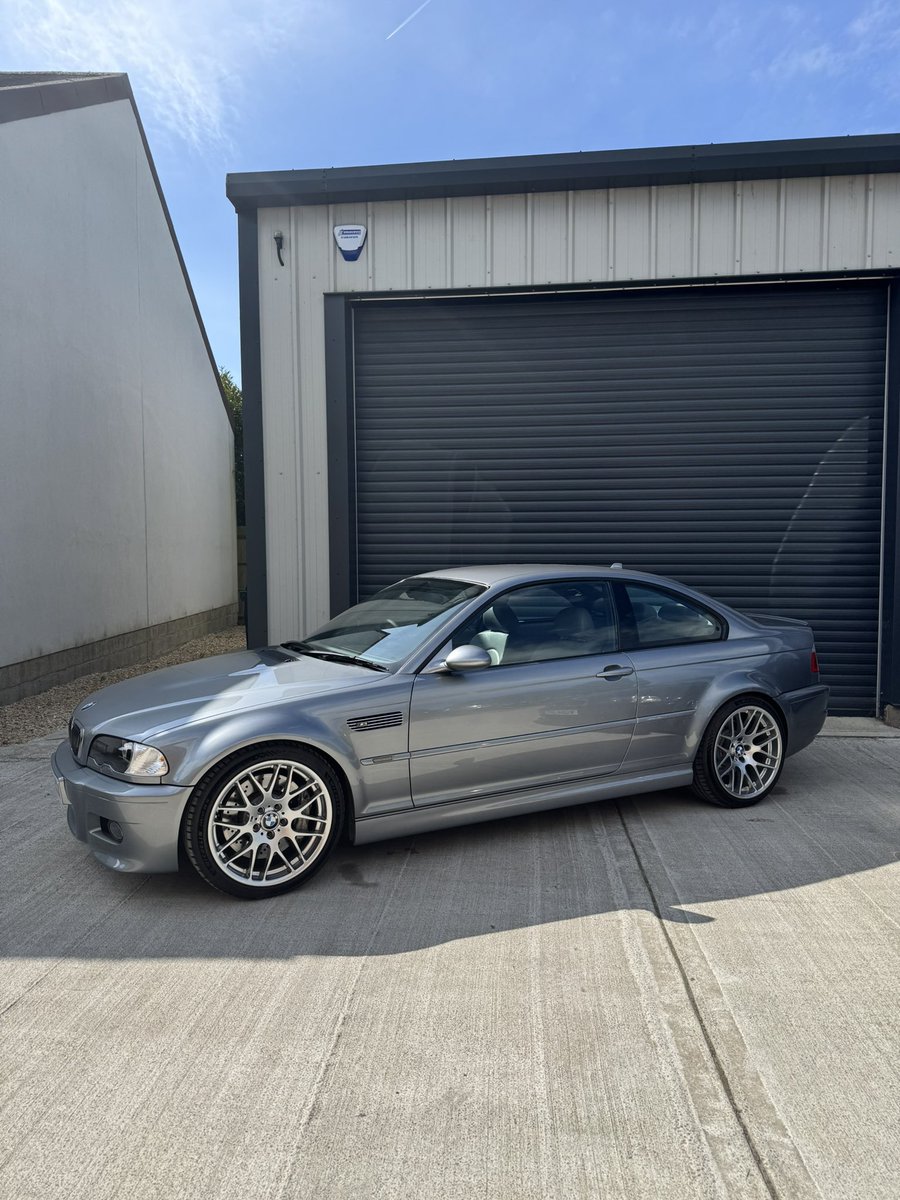 CloudJKay's tweet image. Track day ready. #e46m3