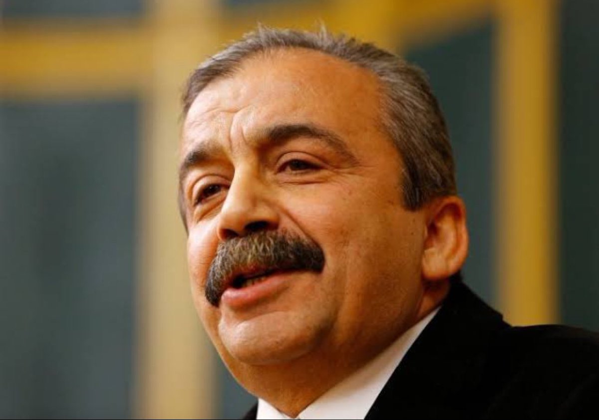 İstanbul Milletvekili ve TBMM Başkan Vekili, Siyasetin renkli siması Sırrı Süreyya Önder’e Allah’tan rahmet, ailesi ve yakınlarına başsağlığı diliyorum.