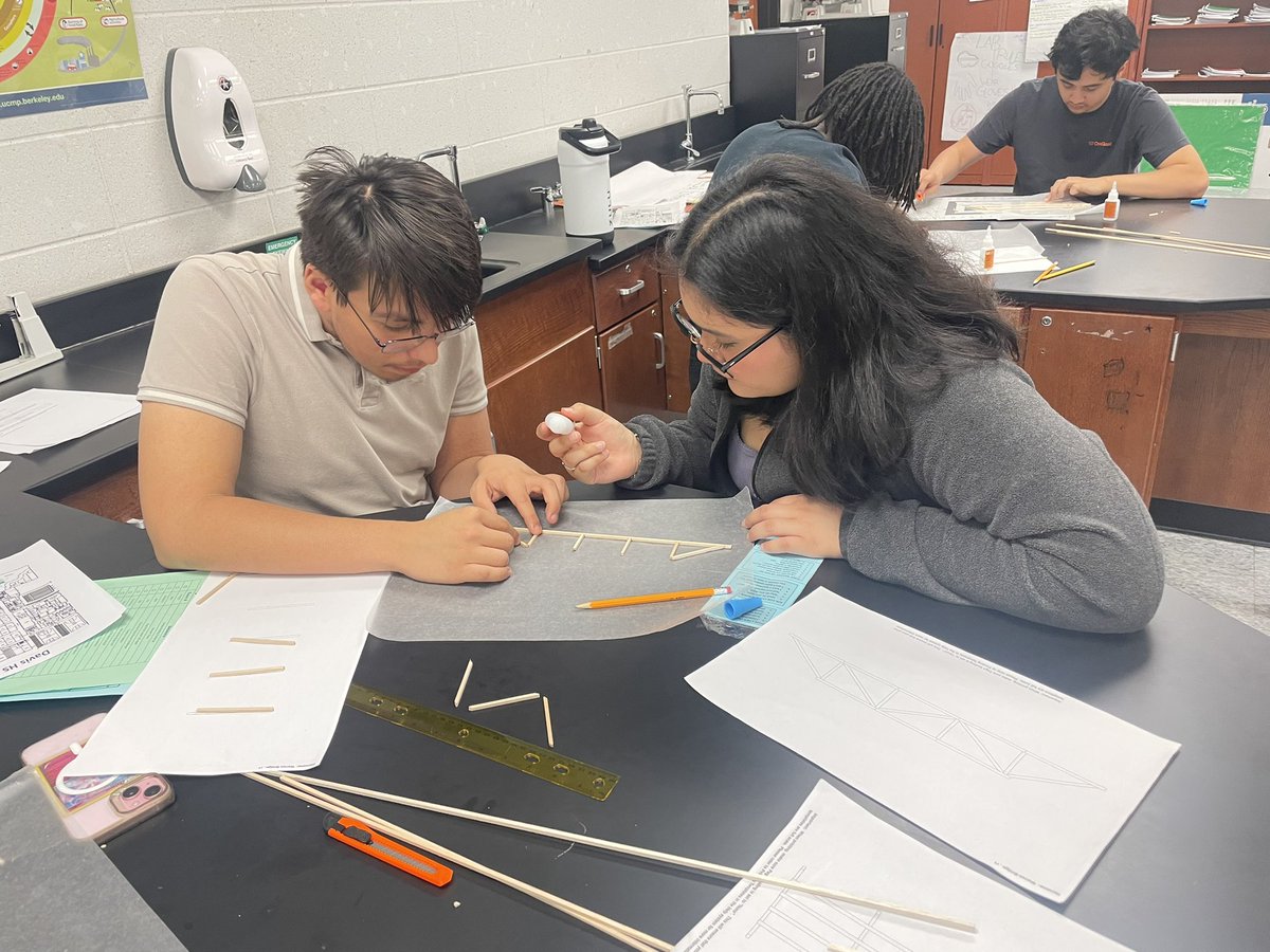 DrFavyCantu (@drfavy) on Twitter photo Which bridge will hold the most weight? <a href="/AldineISD/">Aldine ISD</a> students applying math and science skills at Day of Design #AldineImpact <a href="/STARS_902/">Tracy Mansfield</a> Which bridge will hold the most weight? <a href="/AldineISD/">Aldine ISD</a> students applying math and science skills at Day of Design #AldineImpact <a href="/STARS_902/">Tracy Mansfield</a>