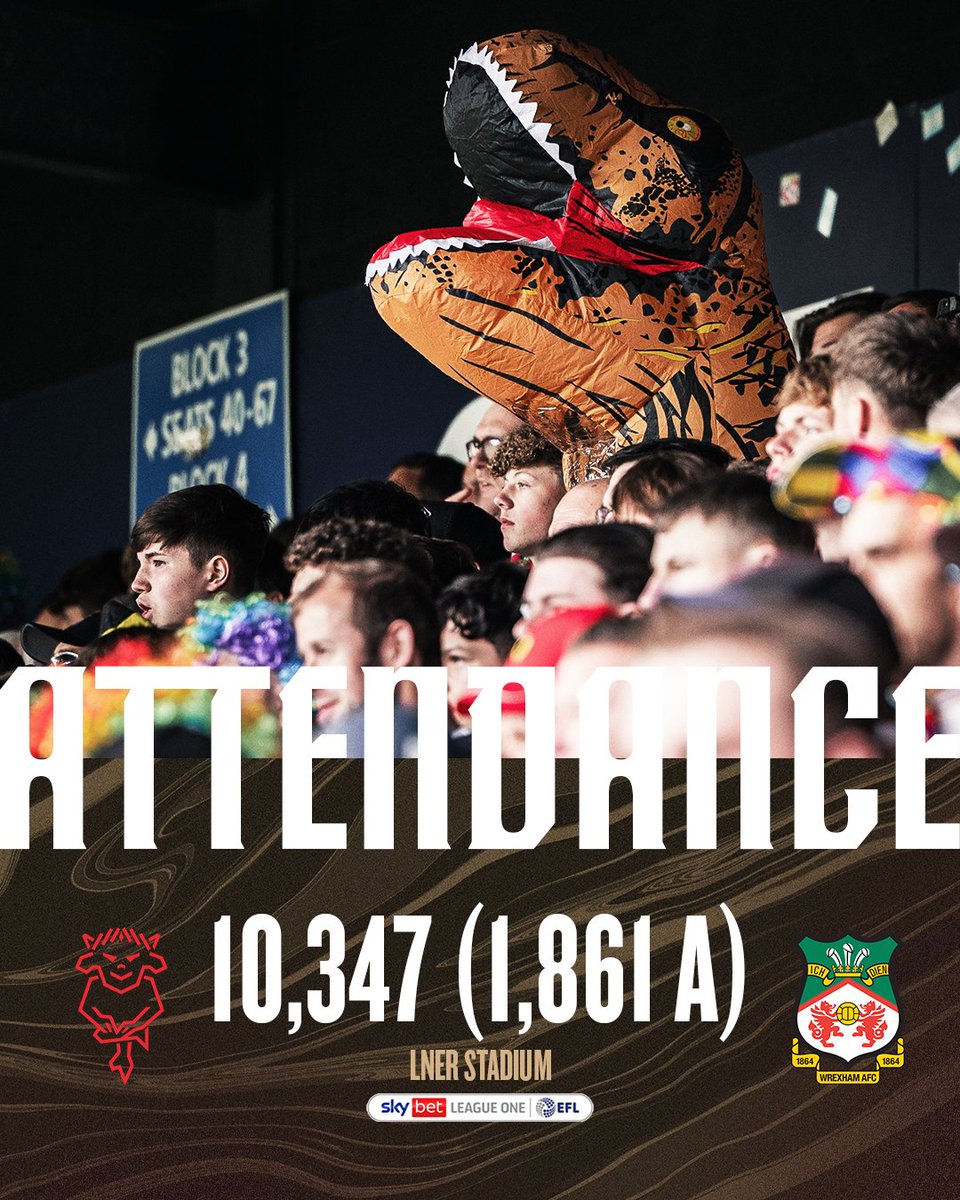 Wrexham_AFC's tweet image. Today&apos;s attendance is 10,347 including one T-Rex, six traffic cones, the Average Joe&apos;s and a Mariachi band 😂

🔴⚪️ #WxmAFC
