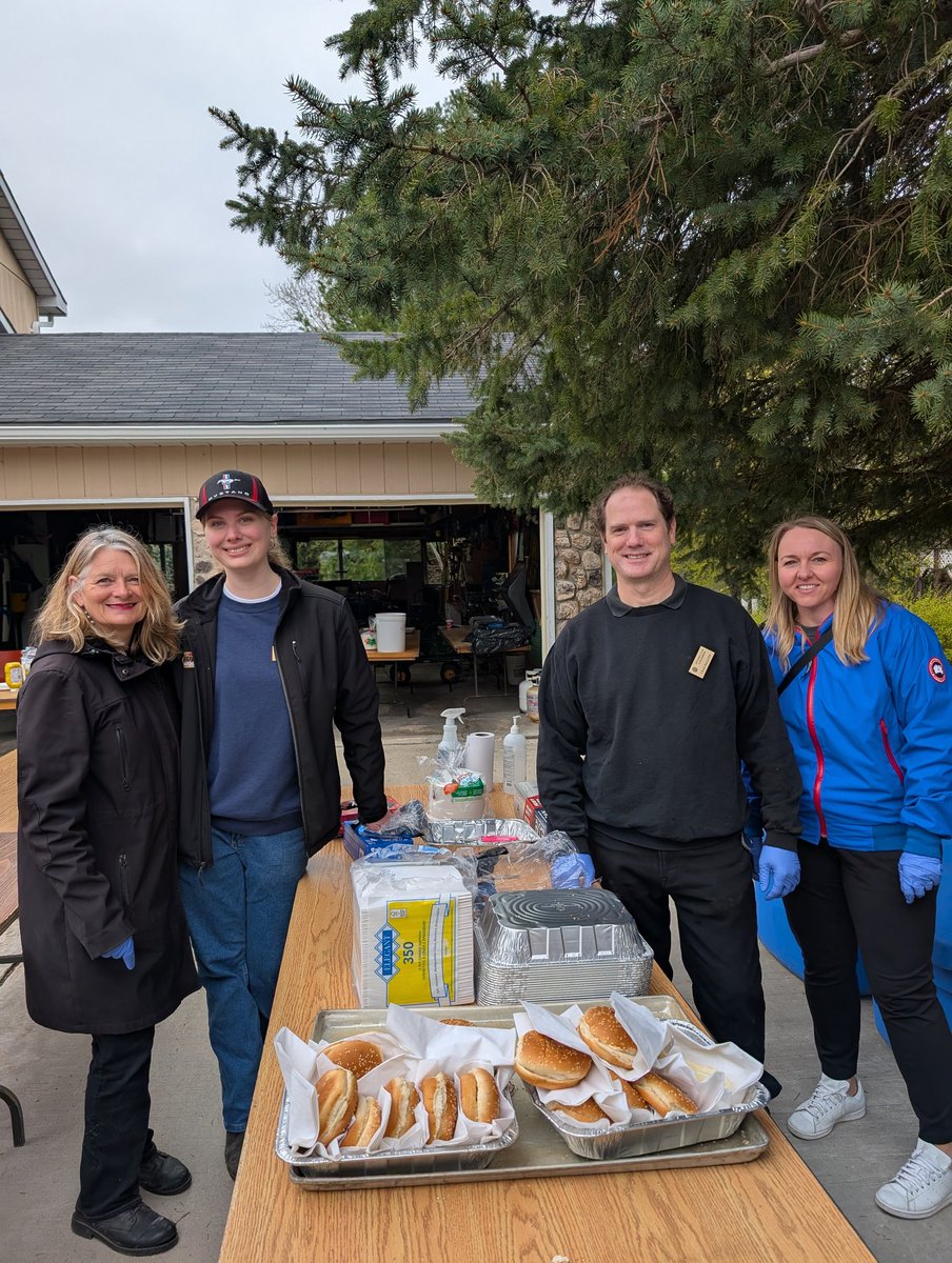 TimLouisKitCon's tweet photo. Thanks to the Mannheim Optimist Club and everyone who came out for the annual BBQ &amp; garage sale today! https://t.co/GyFE5Z8l0y