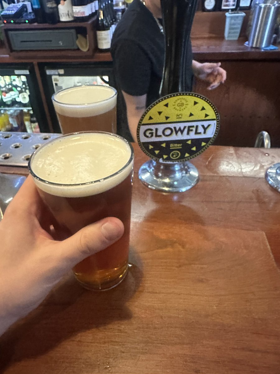 Andrew Large (@aplarge) on Twitter photo Saturday afternoon beers in #hampstead. <a href="/GorgeousBrewery/">Gorgeous Brewery</a> #glowfly going down well and a very reasonable £5 a go. <a href="/NLondonCAMRA/">CAMRANorthLondon</a> Saturday afternoon beers in #hampstead. <a href="/GorgeousBrewery/">Gorgeous Brewery</a> #glowfly going down well and a very reasonable £5 a go. <a href="/NLondonCAMRA/">CAMRANorthLondon</a>