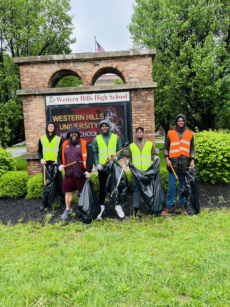 Mustangs cleaning up our community!  Proud of my guys volunteering to clean up in front of the school in the rain! Thank you to the Bilz’s for helping us with this opportunity! #gowest