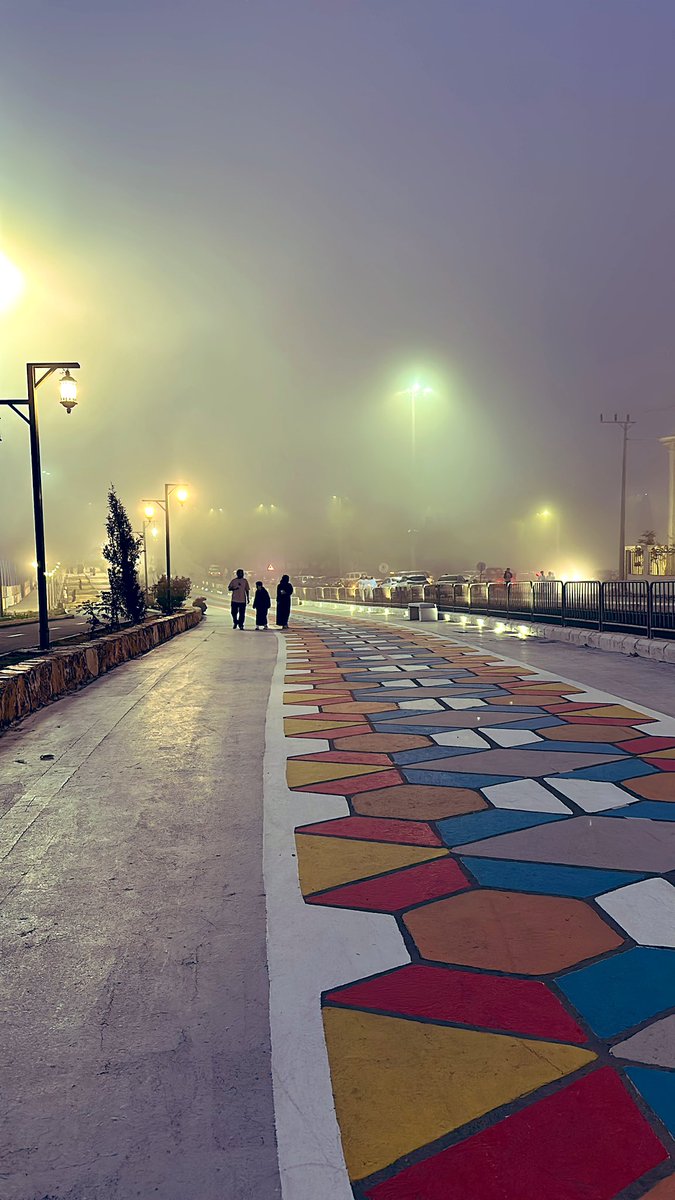 والله ان #السعودية تخليك ماتحتاج تطلع سانتميتر
ياخي جو وأمان ورجال وطيب وثقافات وأكل مثل الناس 
وين تروح!