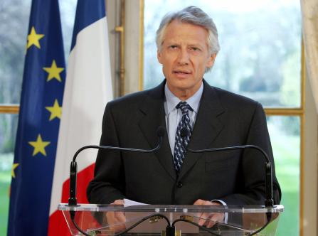 Dominique de Villepin revient sur le devant de la scène politique nationale. L'expérience des années 2011 - 2012 apporte des leçons intéressantes : exprimeo.fr/article/15568/…  #dominiquedevillepin