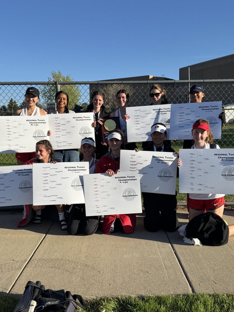 Congrats to Fairview Tennis, winning Region 7 and qualifying 7 of 7 for State. Sko Knights!!!!