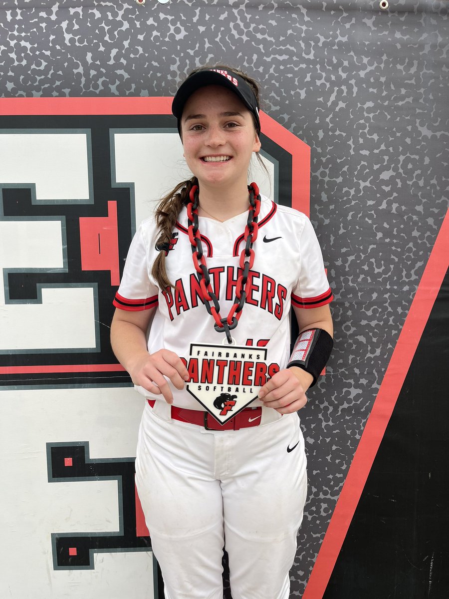 Senior Miah Cheney is this weeks player of the week!  She executed 2 huge bunts vs West Jeff to help us break away with the lead!  She was also 1 for 1 vs Southeastern!