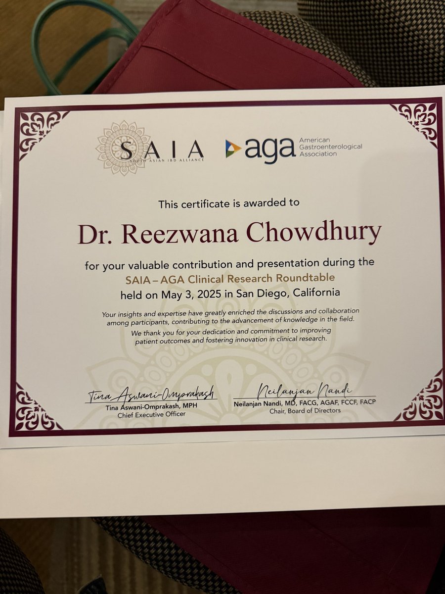 ReezwanaCMD's tweet photo. After a hiatus..back on X.. for #DDW2025 !  Just arrived with friends! 
So many amazing topics #IBD #GLP talks! @ASGEendoscopy #AGAASGEpostgradcourse @BowelUltrasound training!
@saia_ibd @AmerGastroAssn round table to kick it off! Important to discuss #IBD prevalence and research in South Asia! @DDWMeeting