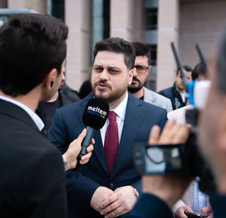 Ne geçmiş olsun ne de baş sağlığı  dileyen parti genel başkanları :

- Ümit Özdağ
- Hüseyin Baş