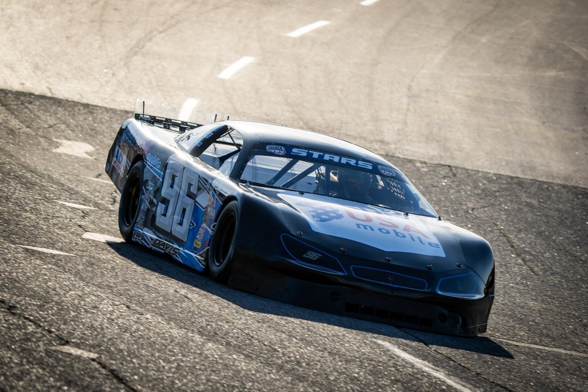 It’s race day in Music City with @spencerdavis_2 at Nashville Fairgrounds Speedway in the Surf USA Mobile hot rod! 🎵🏁
