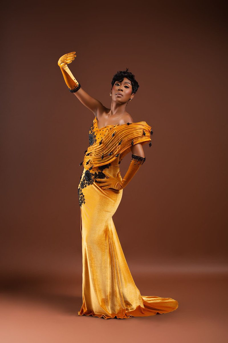 Very simple mission today
Crowning Greatness  in Mbombela with Metro FM @metrofmsa 

I’m on your airwaves from 6pm , I’m also on SABC plus  then I’ll also be presenting an award so I’ll definitely be on your screens! We are large and in charge  on SABC 1 Mzansi Fo Sho