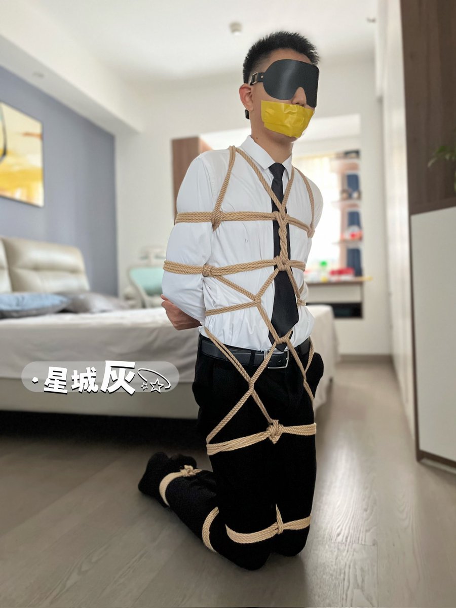＃捆人
小迷弟，粘人精
M：<a href="/xuzhikan/">Rick</a>