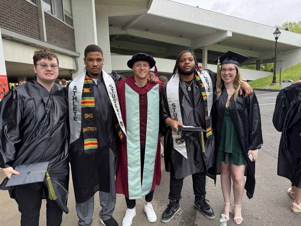 OhioCoachingEd's tweet photo. Congratulations to the @OHIOPattonCOE undergraduate students graduating today with a Bachelor of Science in Physical Activity &amp; Sport Coaching!

#pattonprOUd
#classof25🎓🎉 https://t.co/00ZWJhVEIQ