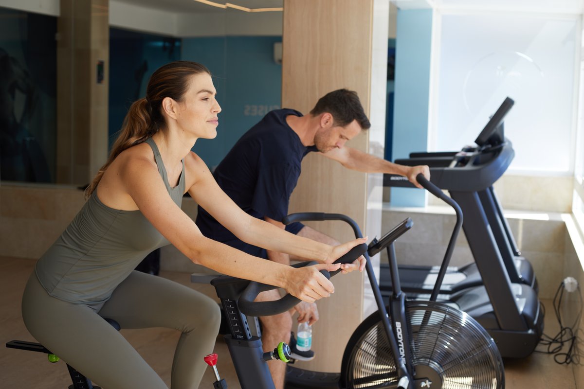 JS_Hotels's tweet image. Running, cycling, gym...
Whatever your favourite activity, at our JS Paradise Sport you have the ideal place to exercise (and enjoy it) like never before.

Which one do you start your routine with? 💪