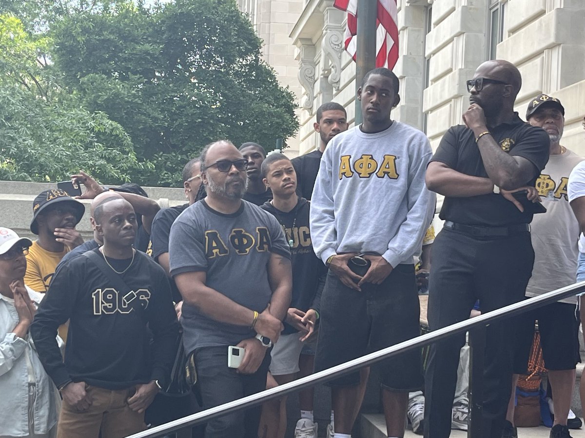 dberrygannett's tweet image. Divine Nine represented at a rally in D.C. supporting @NMAAHC and the preservation of Black history. @AAPolicyForum, @NCBCP, @TJC_DC,