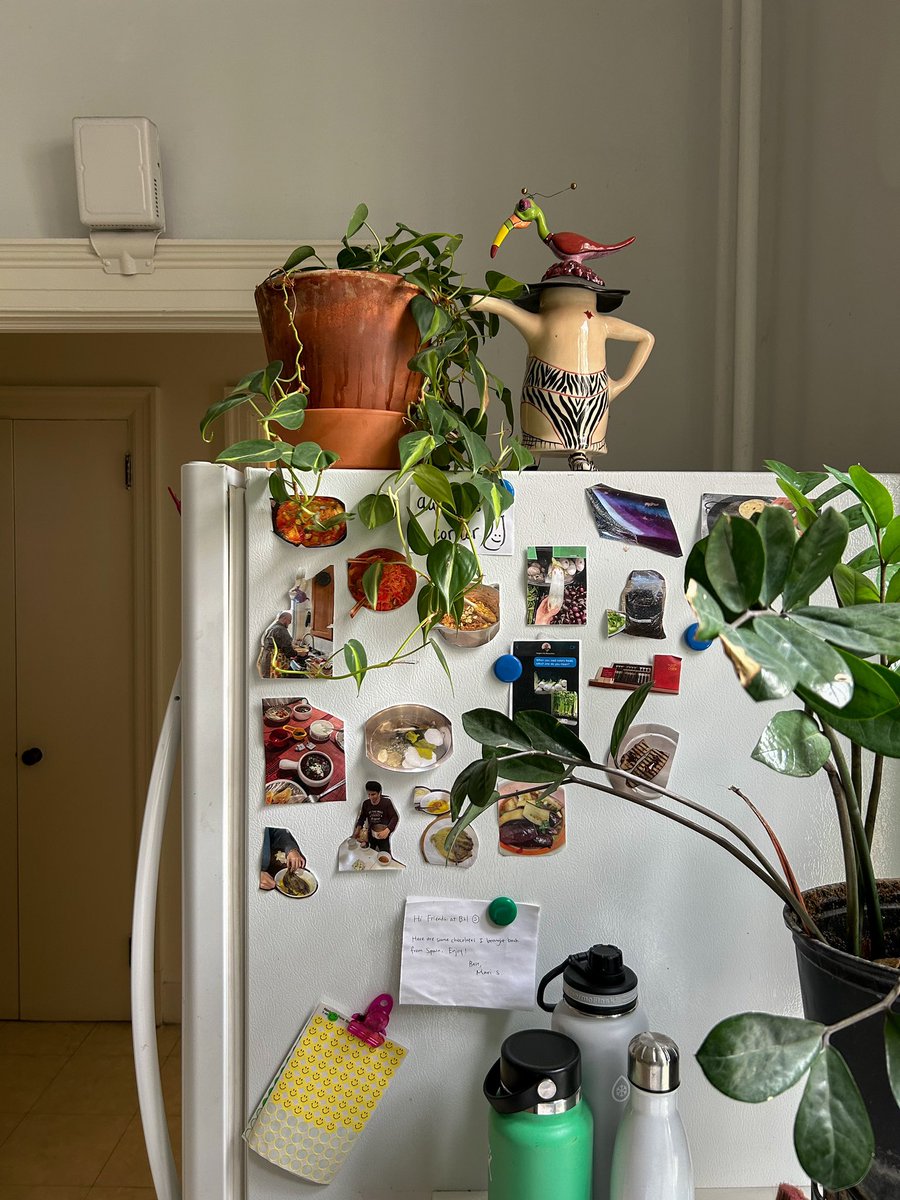 janinerosx's tweet image. i have a crush on creative spaces.