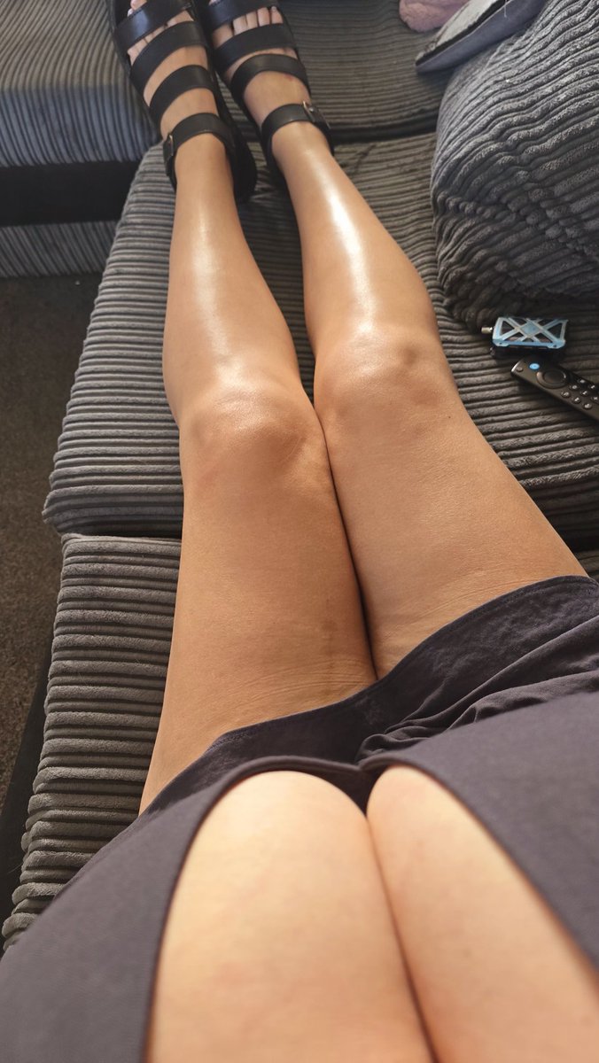 I need dinner covered. Whos proving they're a good boy &amp; real sub?
Serve mummy.

#findom
#paypig 
#milf