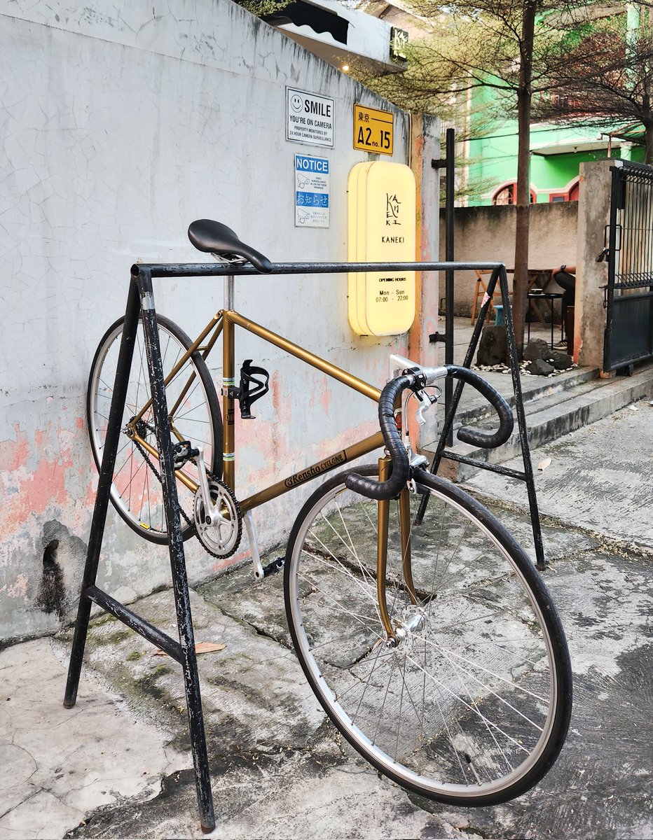 TOBABER's tweet image. Up lagi #fnfjb

Open price 18 juta full bike-frame set nego.