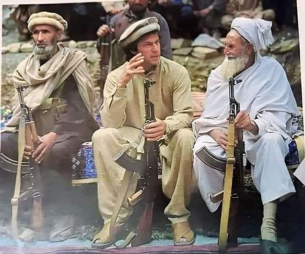 رکنا نہیں کیونکہ پچھلے تین دنوں سے سوشل میڈیا پر خان کی رہائی کے لئے لائحہ عمل کا ماحول بن چکا ہے اب سست نہیں پڑنا
اس لئے یہ ٹرینڈ #بہانے_نہیں_لائحہ_عمل_دو پوری طاقت اور ایمانداری سے جاری رکھیں

لائحہ عمل تو لیکر رہیں گے 🔥