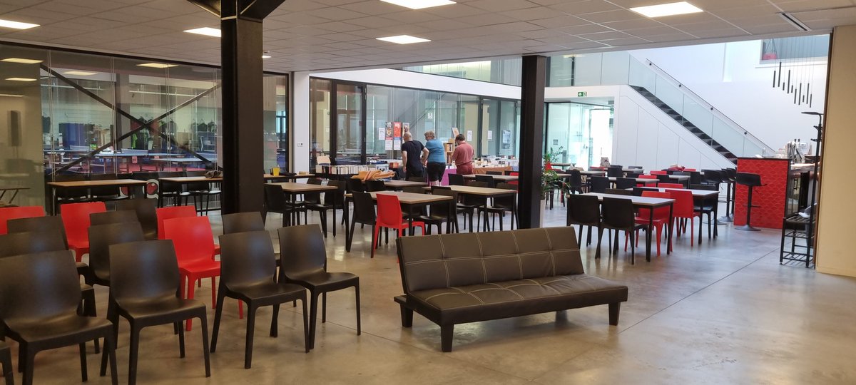 We zijn klaar voor 9000con!
Morgen wordt mijn boek officieel gelanceerd!