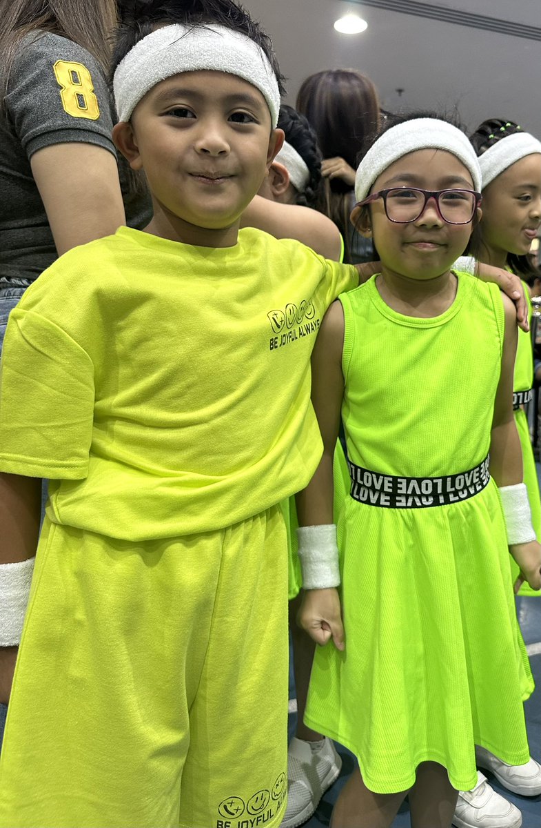 BisdakV's tweet image. Adorable kiddos!

#AbuDhabi #UAE #classmates #Zumba #kiddos