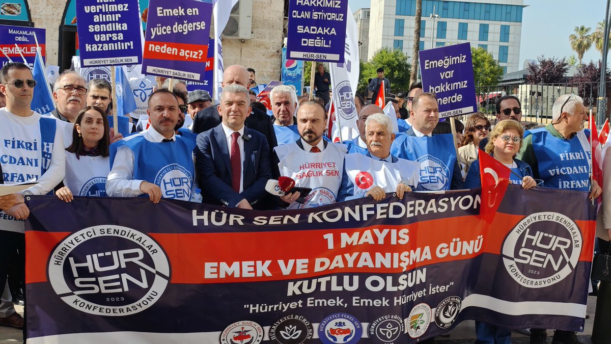 1 MAYIS ŞANLIURFA BULUŞMASI

Hürriyetçi Sendikalar Konfederasyonu Şanlıurfa İl Temsilciliği olarak düzenlemiş olduğumuz organizasyona katılımlarıyla bizleri onurlandıran Genel Başkanımız Sayın Levent Kuruoğlu’na, konfederasyonumuza bağlı sendikaların Genel Başkanlarına, Merkez