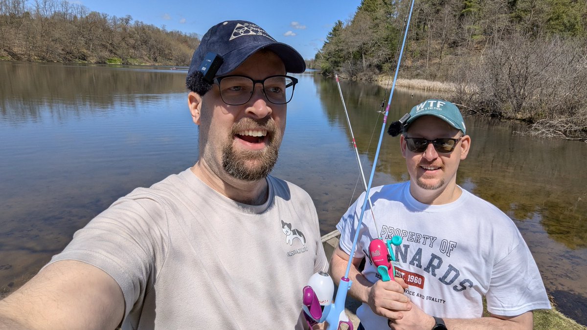 Monday R&amp;G has arrived at the lake!

Join us as TheRomShow &amp; I become our truest of forms... Midwest Dads...

Twitch/TheRomShow
