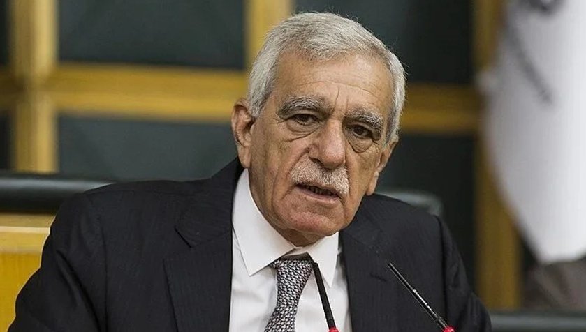 Akciğer kanseri teşhisi koyulan Ahmet Türk, radyoterapiye başladı.