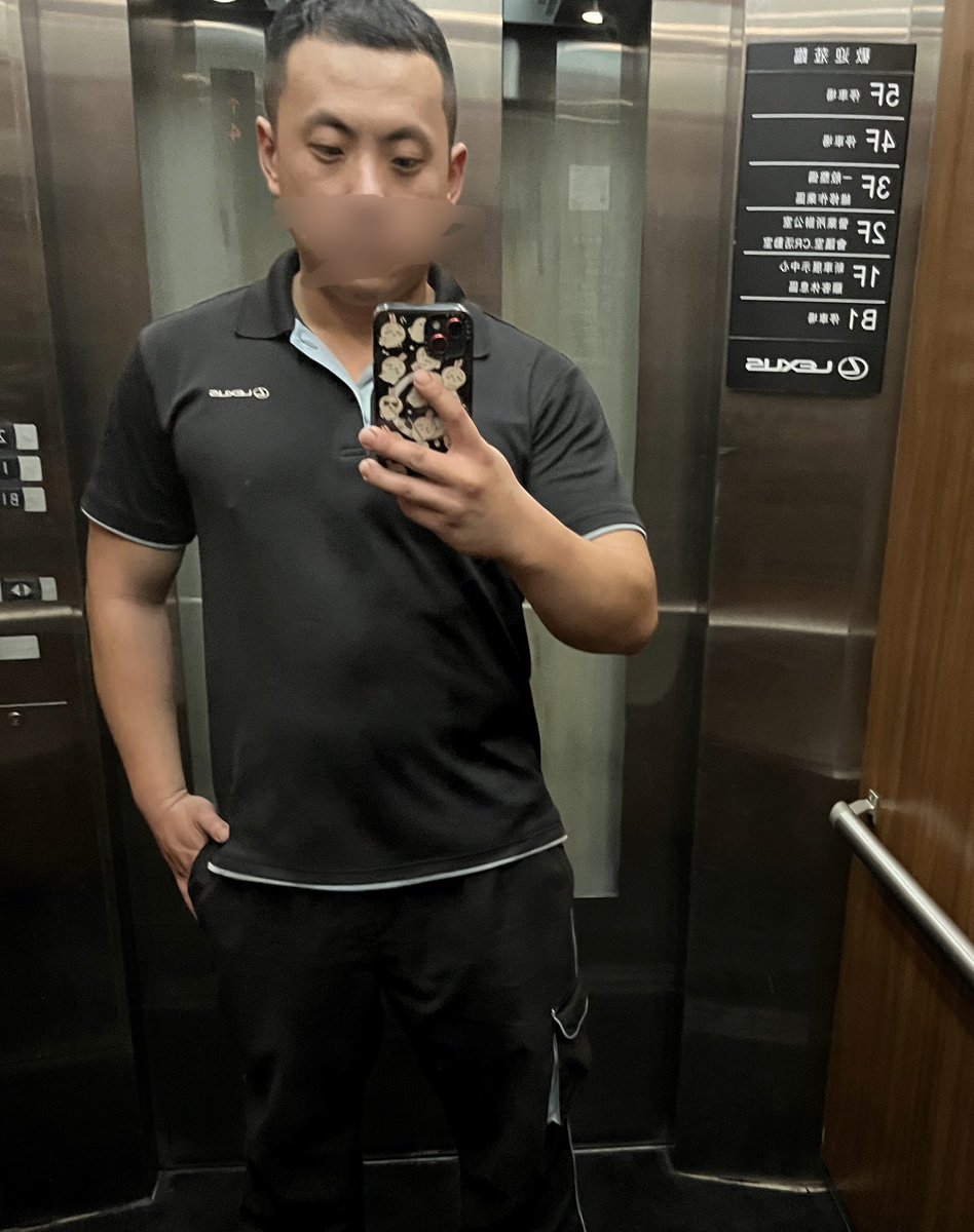 chen199846's tweet photo. @CheonshiBobr 現職人員可以嗎🤣 https://t.co/btwLy3WGSi