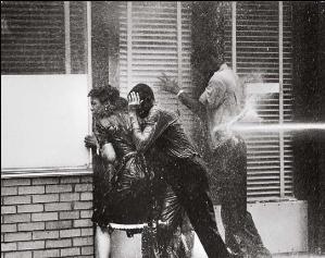 May 3, 1963 - 62 years ago today. A member of the #Birmingham Fire Department, as commanded by #BullConnor, hit high school students with a high-pressure water jet from a fire hose during a peaceful protest.

#BirminghamChildrensCrusade #BirminghamChildrensMarches

Photo: Charles