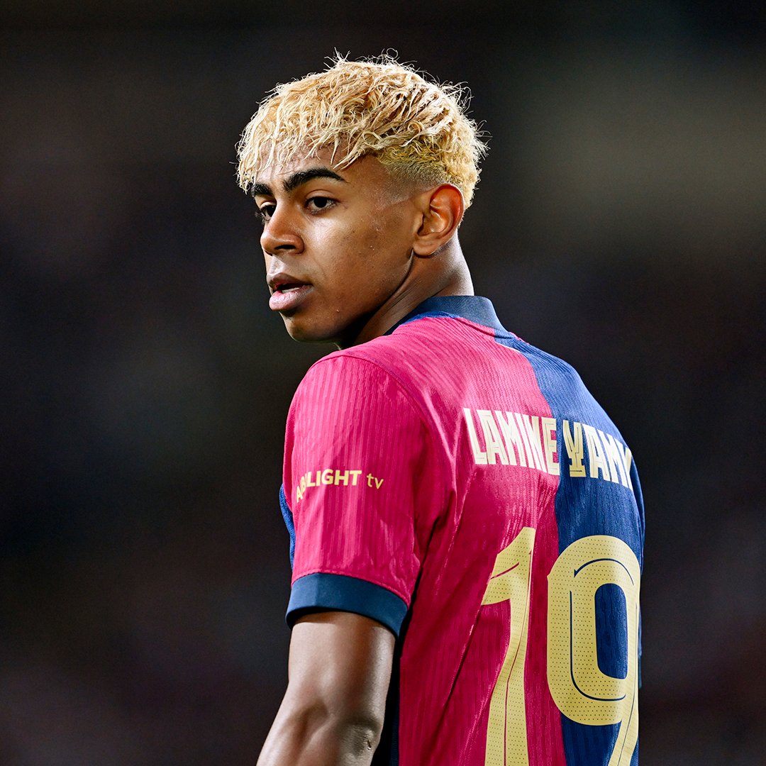 DAZN Belgique (@dazn_befr) on Twitter photo 🇪🇸 Real Valladolid - Barcelona
🕐 EN DIRECT à 21h00
📺 L’app DAZN
📱 dazn.pub/app
🎙️ <a href="/QVolvert/">Quentin Volvert</a> & <a href="/jbarinordin/">jbari nordin</a>
#ValladolidBarça 🇪🇸 Real Valladolid - Barcelona
🕐 EN DIRECT à 21h00
📺 L’app DAZN
📱 dazn.pub/app
🎙️ <a href="/QVolvert/">Quentin Volvert</a> & <a href="/jbarinordin/">jbari nordin</a>
#ValladolidBarça