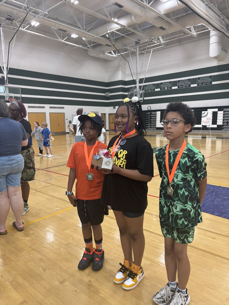 Ms. Shuster BES tweet media