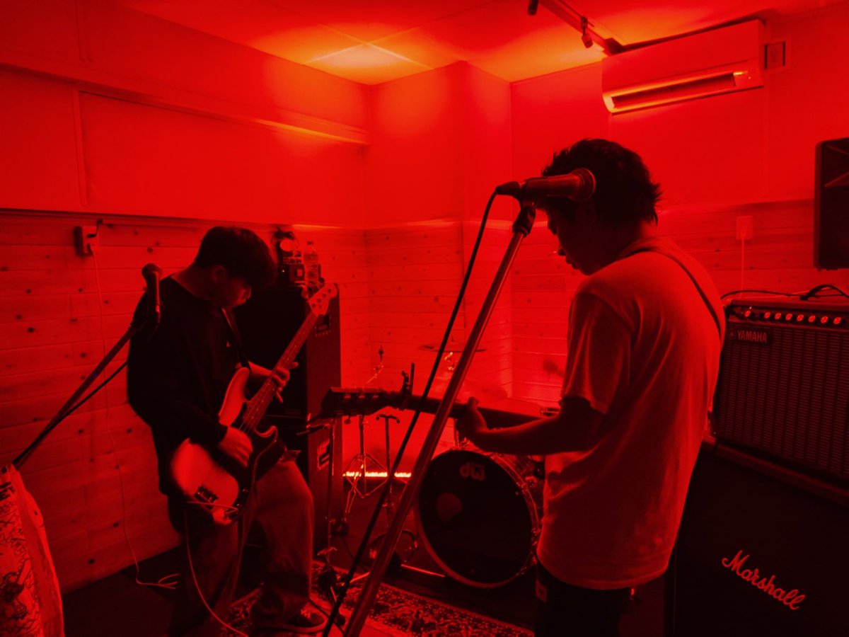 Engagements tweet media