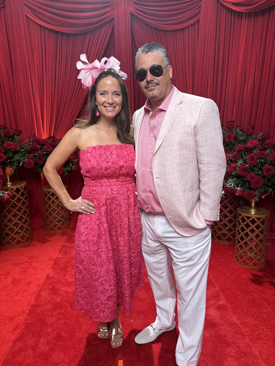 Boston Rob (@bostonrob) on Twitter photo Had a great day @churchilldowns yesterday for the #KentuckyOaks canāt wait to run it back today for the #KentuckyDerby š
Thanks <a href="/nbc/">NBC Entertainment</a> <a href="/NBCSports/">NBC Sports</a> <a href="/peacock/">Peacock</a> #kyderby <a href="/MaceooShirts/">Maceoo</a> Had a great day @churchilldowns yesterday for the #KentuckyOaks canāt wait to run it back today for the #KentuckyDerby š
Thanks <a href="/nbc/">NBC Entertainment</a> <a href="/NBCSports/">NBC Sports</a> <a href="/peacock/">Peacock</a> #kyderby <a href="/MaceooShirts/">Maceoo</a>