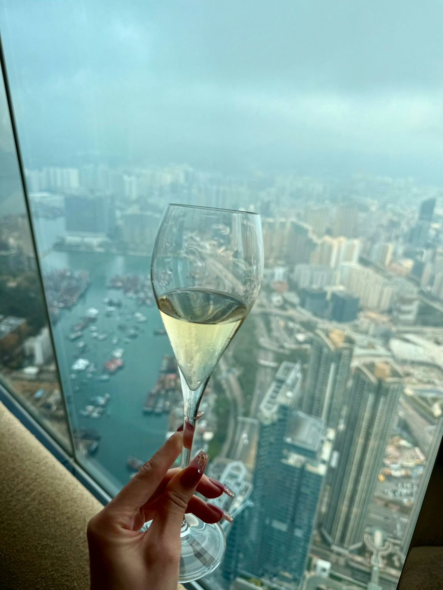 miu miu 小姐 tweet media