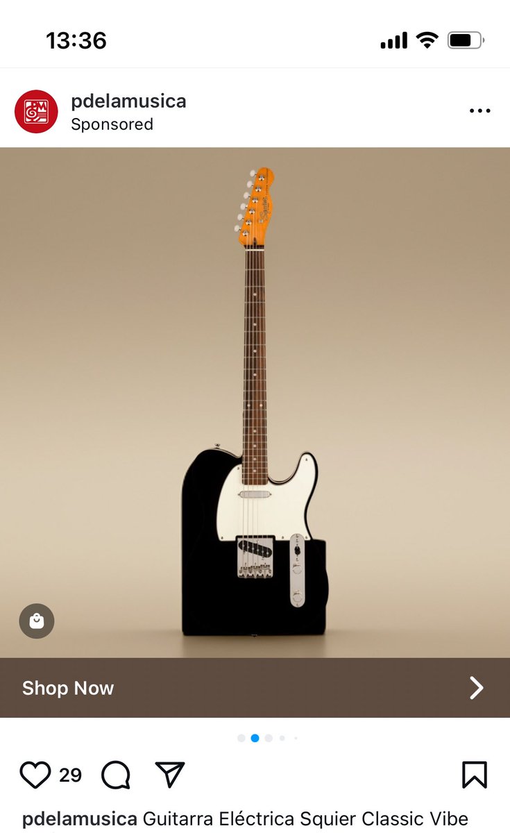 Qué pasó acá? Falló a IA? O fender saco un modelo medio… boxy 😅