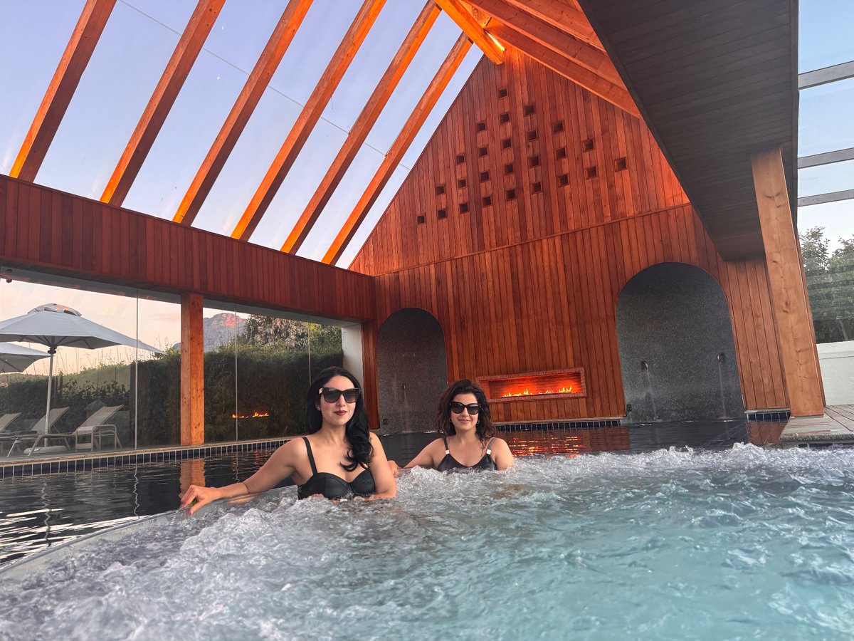 zeenat_parker1's tweet image. An amazing afternoon of rest and relaxation #spavibes