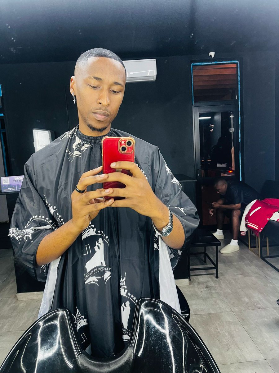 Ready for <a href="/DurbanMusicFest/">Durban Music Festival</a> Thank you <a href="/legends_barber_/">Legends Barbershop ™️</a> !!

#durbanmusicfest #swissMlangeni