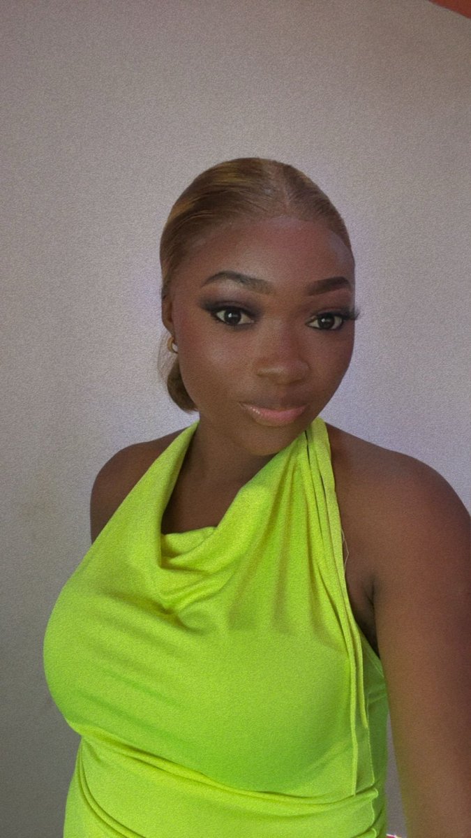 pweedyola's tweet image. It’s the torch light for me 😂😂😂