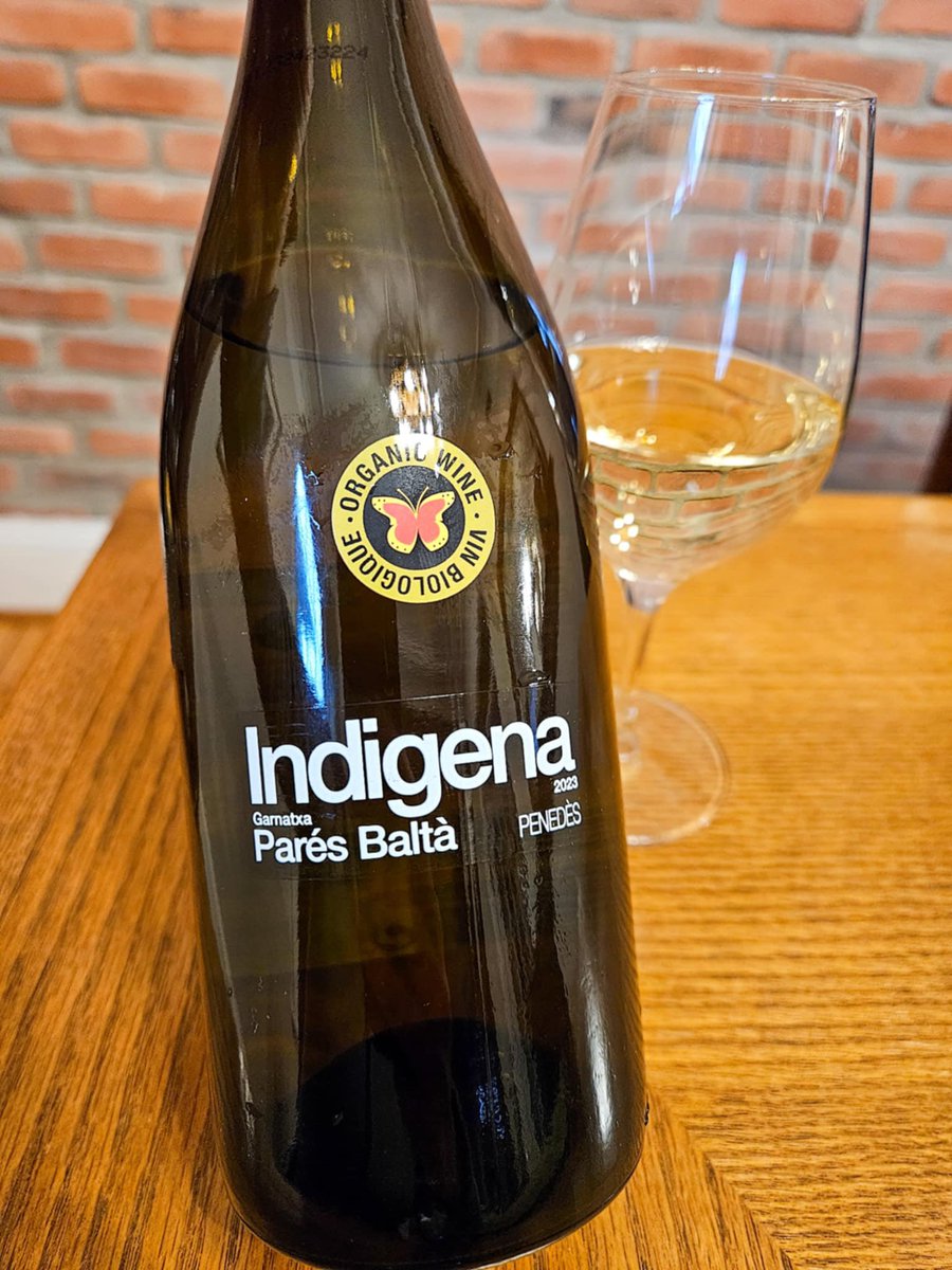 Un des quatre vins pour ce week-end…
▶️ toutsurlevin.ca/vins-blancs-ex…