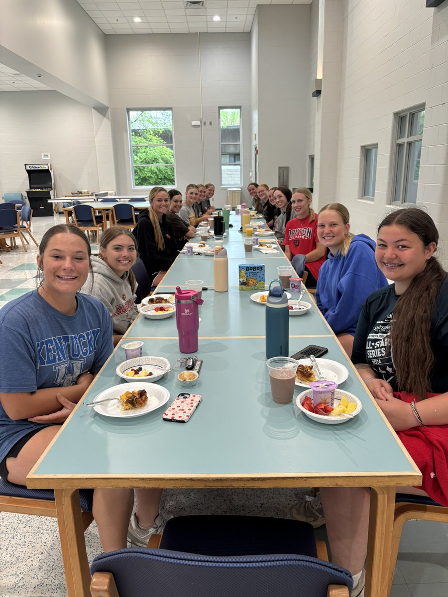 Edison State Softball (@esccsoftball) on Twitter photo Breakfast for Champions 🏆 Breakfast for Champions 🏆