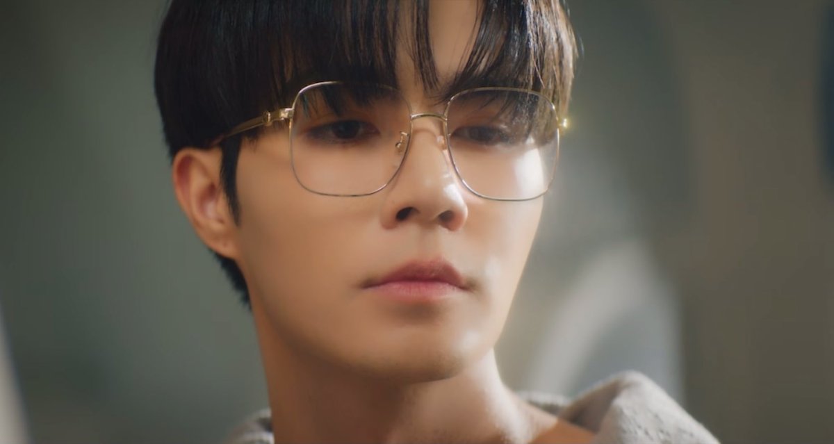 zunrisezn's tweet photo. ยังไม่ได้อวยความหล่อพี่ชรัณเลยอ่ะ คือพี่ซีเกินไปมากกับเรื่องนี้ ทุกซีนหล่อหมด ไม่มีซีนไหนไม่หล่อเลย พี่เกินคนไปมากกกกก เหมือนไม่มีอยู่จริง แต่มีจริง หล่อออออออ🫠😳  

THE NEXT PRINCE EP1
#TheNextPrinceEP1 https://t.co/MvhLAw53wN
