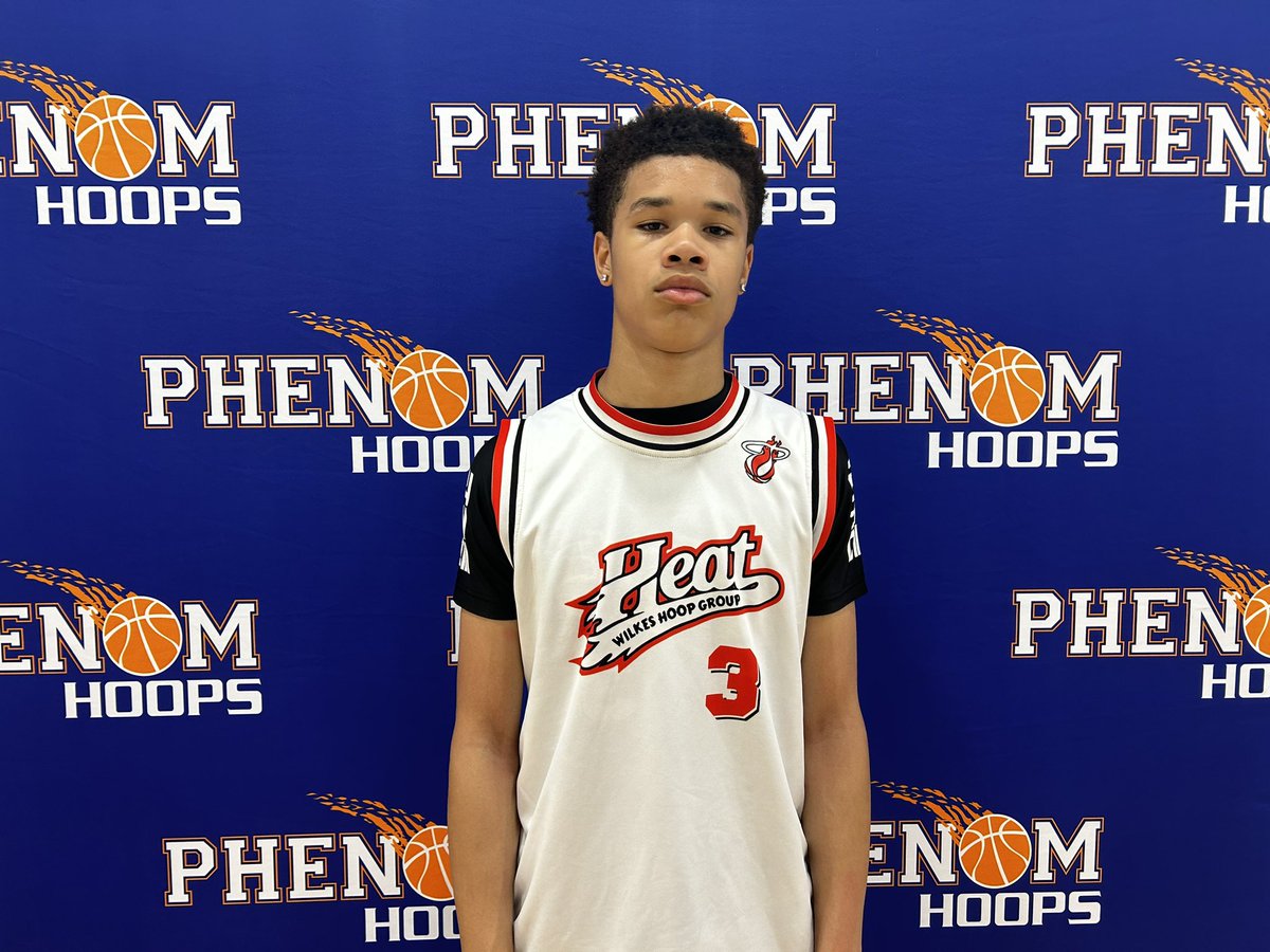 Phenom_Exposure tweet media