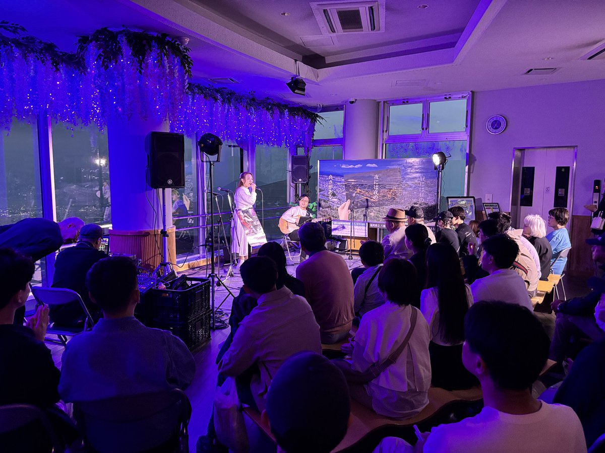 sarakuracable's tweet image. 2025.5.3.sat
皿倉山GWスペシャルライブ
ViViさんと奥田英理さんのDUOでした☺️
いろいろなジャンル盛りだくさんで楽しかったです☺️
ViViさん、6/22は北九州芸術劇場で、ソロコンサートを開催されます✨
#皿倉山ケーブルカー
#皿倉山GWスペシャルライブ
#ViVi
#奥田英理