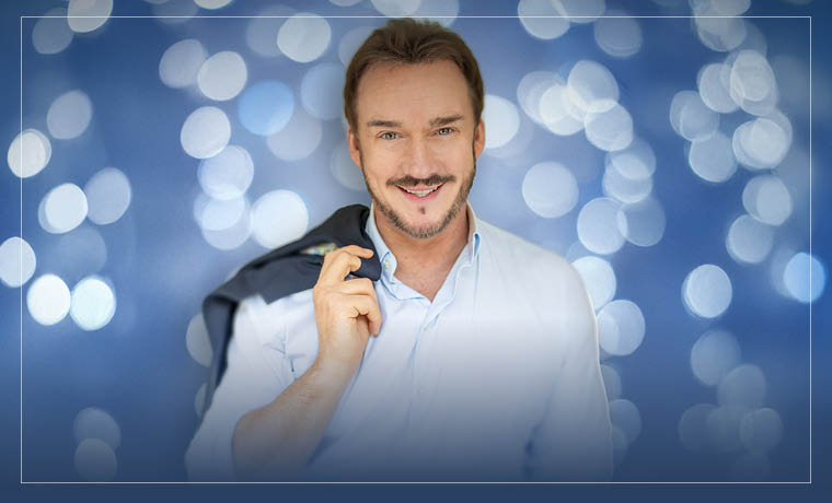 De Montfort Hall (@demontforthall) on Twitter photo Russell Watson – Wed 19 Nov 25
One of the world’s greatest voices, <a href="/russellthevoice/">Russell Watson</a>, is celebrating 25 remarkable years of The Voice by performing some of his best-known tracks and favourite pieces. 🎤
Book now:
tinyurl.com/RussellW25-DMH
#DeMontfortHall Russell Watson – Wed 19 Nov 25
One of the world’s greatest voices, <a href="/russellthevoice/">Russell Watson</a>, is celebrating 25 remarkable years of The Voice by performing some of his best-known tracks and favourite pieces. 🎤
Book now:
tinyurl.com/RussellW25-DMH
#DeMontfortHall
