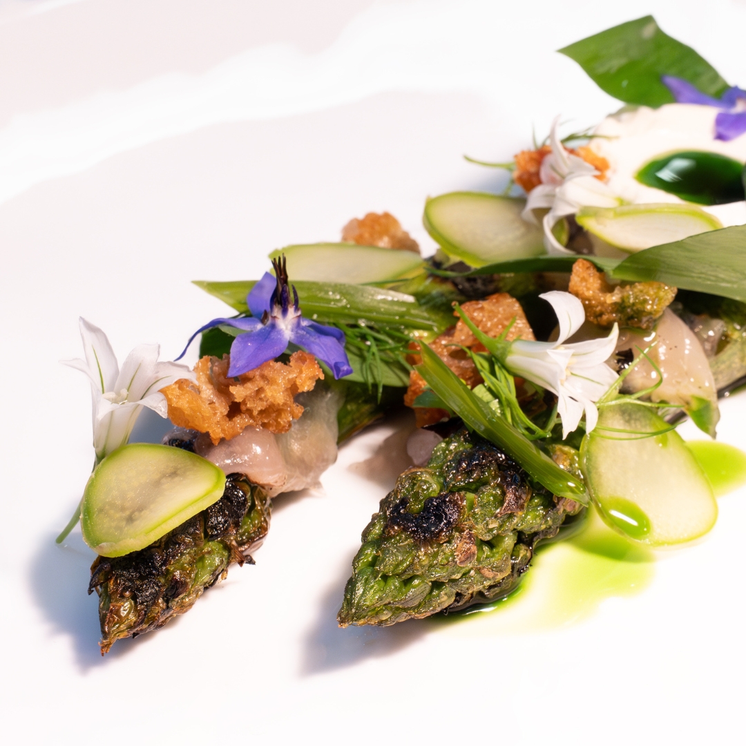 BBQ Asparagus | Lardo | Strained Yoghurt | Wild Chive

Book online, email dine@blasrestaurant.com or call 01437 725 555.

blasrestaurant.com

#blasrestaurant #finedining #pembrokeshire #alacarte #pembrokeshirefood #microgreens