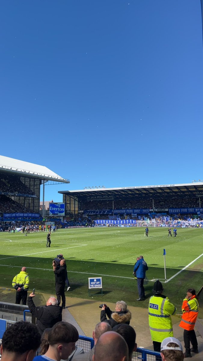 Harvey sample (@harveysample) on Twitter photo ๐ ๐