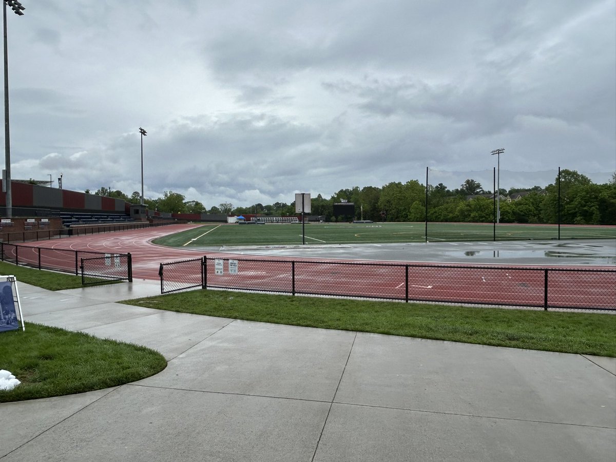 MM_Wilson's tweet image. What a weekend for @GulfSouth Track & Field. Our athletes & coaches persevered thru weather that led to 3 schedule changes including a busy & early 3rd day. But we got it in. Medals were won … trophies celebrated.
Thanks to @LeeUFlames staff & our whole T&F community!