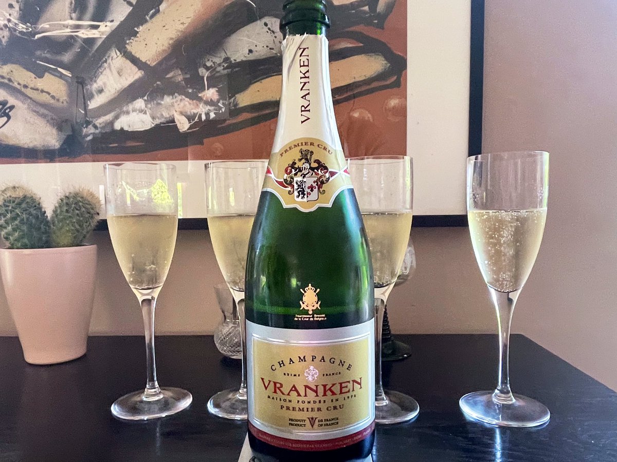 The WineSmacker tweet media