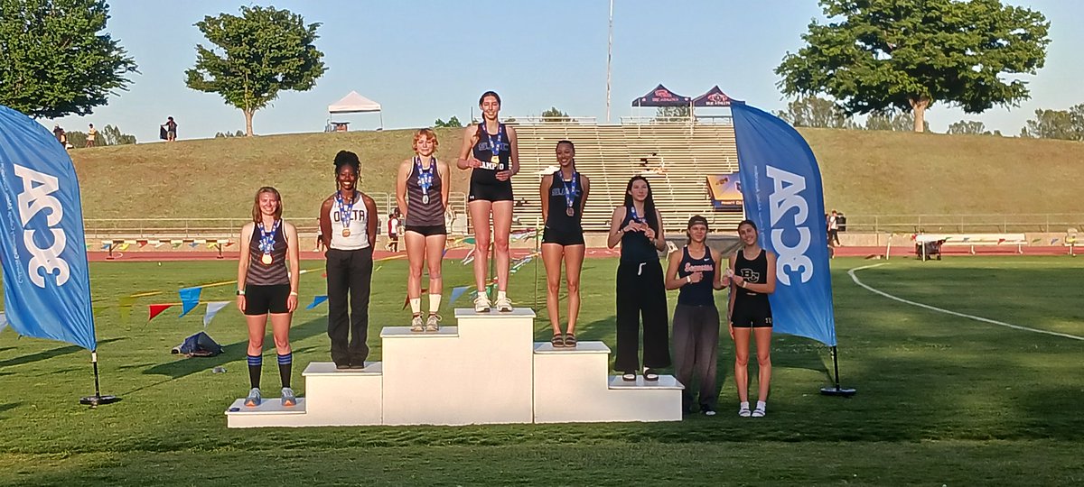 Results Day 1 👉🏿ca.milesplit.com/meets/685015-2… 👈🏻

Amyah Moore Quailfies for the 🏆🏆2025 3C2A Track and Field Championships🏆 in an individual event (Women's HJ). Ms. Moore captured her first ticket weeks earlier in the Women's Hepthalon